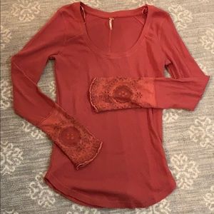 Free people medium top with sleeve detail
